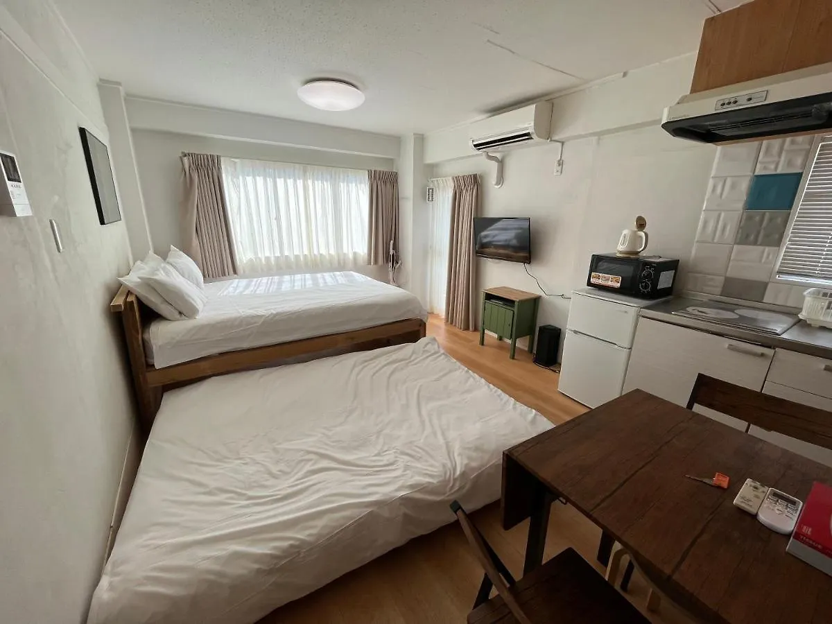 Rhodes Kagurazaka Hotel Tokyo 3*,
