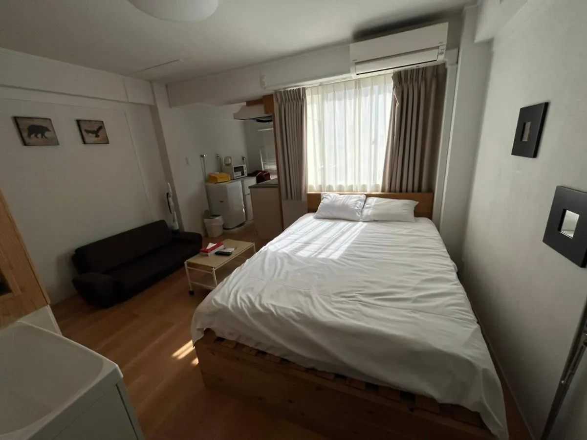 Rhodes Kagurazaka Hotel Tokyo 3*,